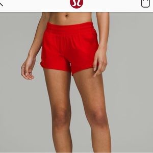 Lululemon Hotty Hot Low Rise Lined Short 4”